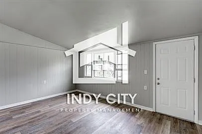 2950 N Dequincy St — Photo 2