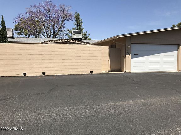 4th image of 10531 W Highwood Ln