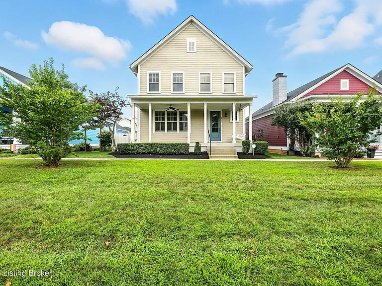 8707 Featherbell Blvd — Photo 1