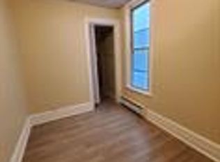 157 6th Ave, Troy, NY 12180