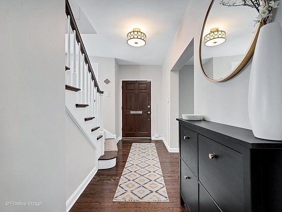 2nd image of 712 N Catherine Ave