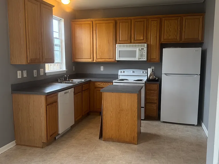 3587 Armory Ln — Photo 11
