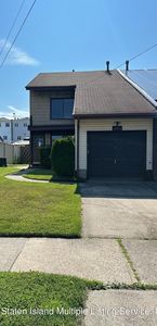 196 Annadale Rd, Staten Island, NY, 10312