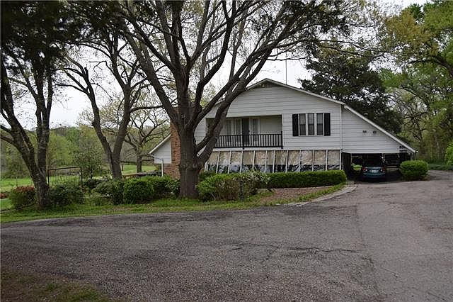 1st image of 800 County Road 1200