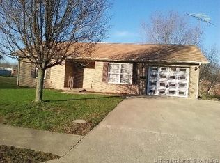 550 N Susan Way, Pekin, IN 47165