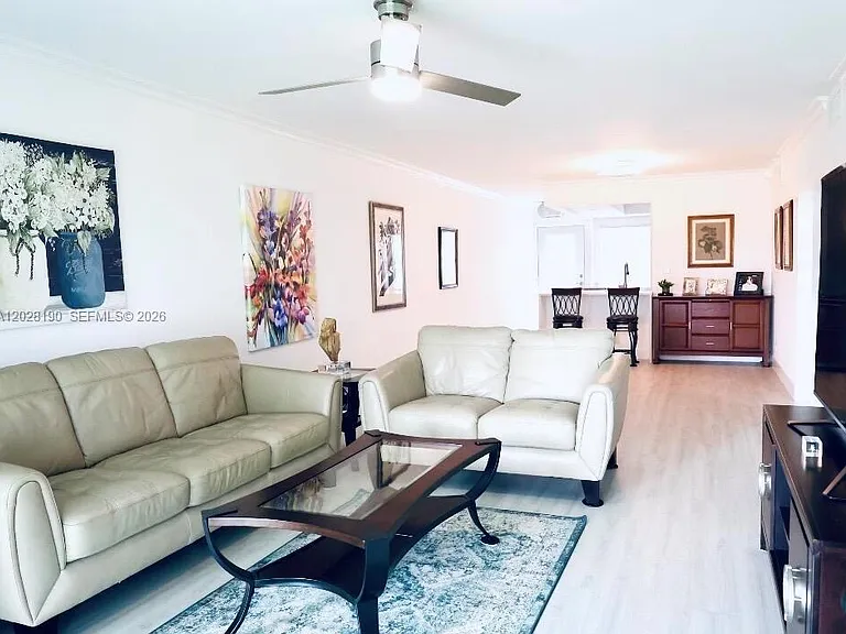 3004 Portofino Isle #B2 — Photo 5