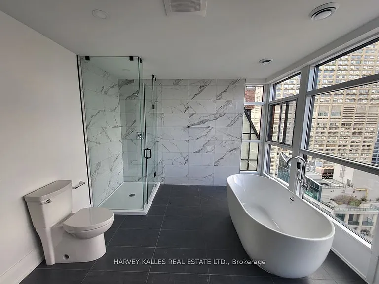 55 Charles St W #3101 — Photo 8