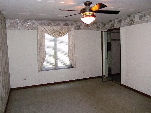 5th image of 13535 Lamon Ave #102