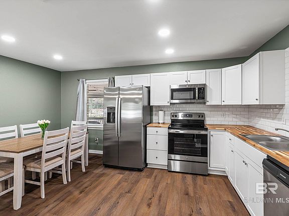5th image of 5801 Brooklawn Dr