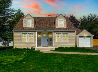618 Revere Rd, Glenview, IL 60025