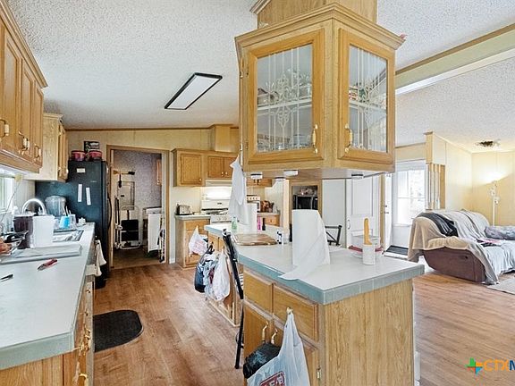 5th image of 319 Green Oaks Dr