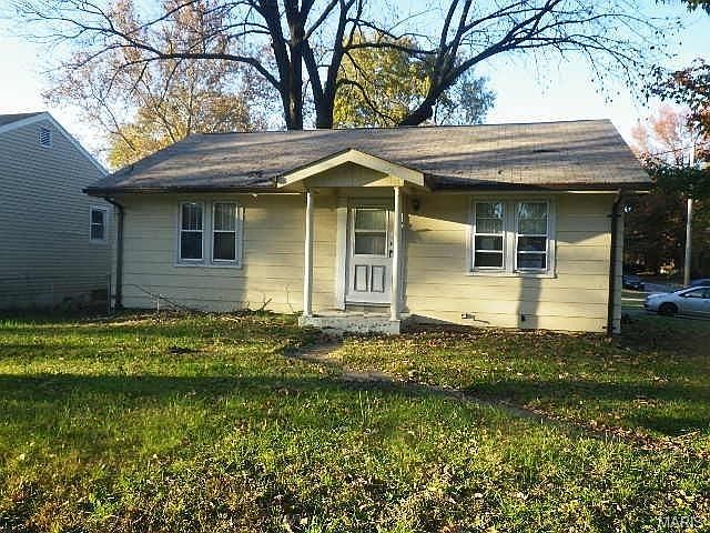 1st image of 301 Suburban Ave