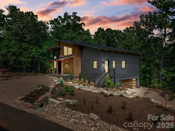 1180 West Lake Rd, Marion, NC 28752
