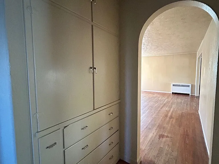 Halliday 654 E. — Photo 17