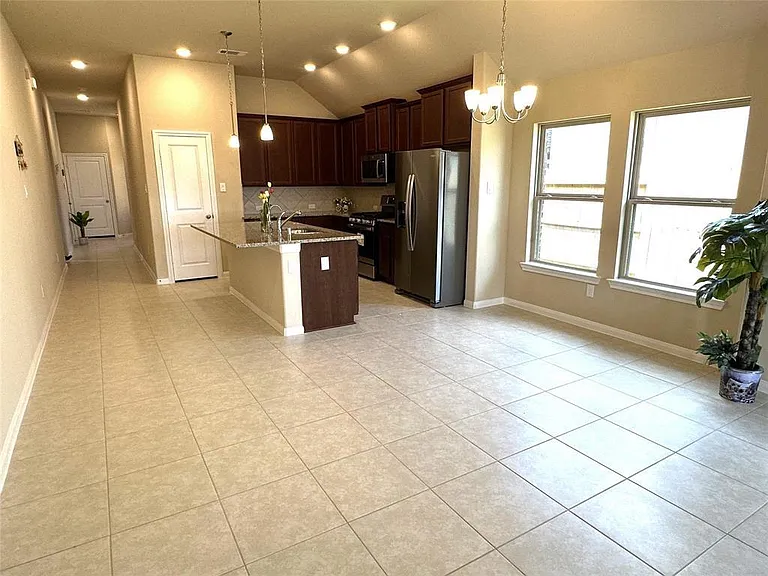 788 Lake Lacosta Dr — Photo 2