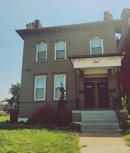 5314 Vernon Ave #1F Photo 1