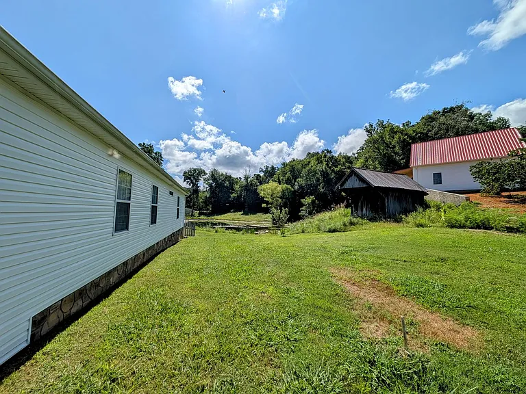 1055 Gunter Corner Rd — Photo 35