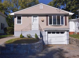 73 Appleton St, Cranston, RI 02910