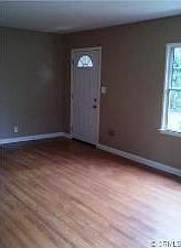 5th image of 7713 N Balboa Blvd