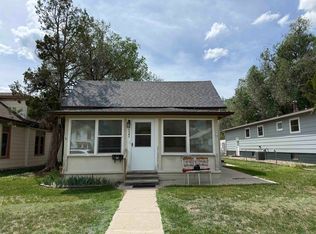 1941 Albany Ave, Hot Springs, SD 57747