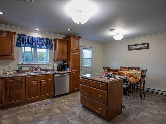 5th image of 85 Whites Road