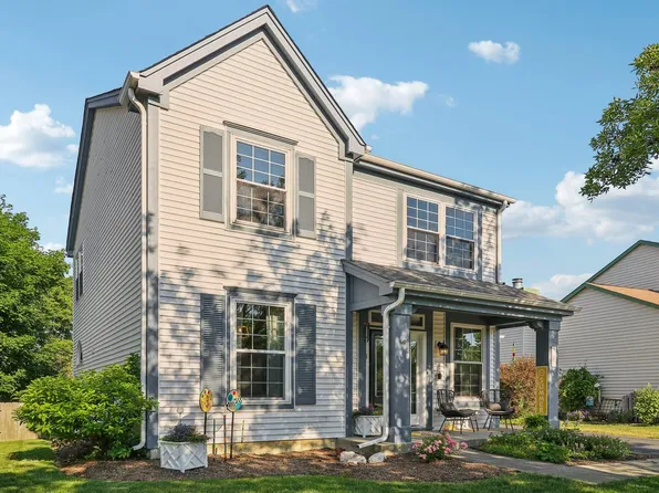 761 Crossland Dr, Grayslake, IL 60030