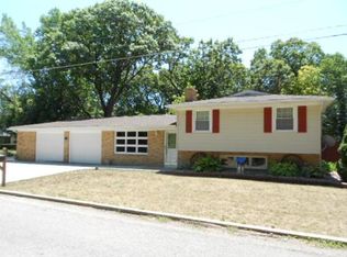 20 Country Park Rd, Streator, IL 61364