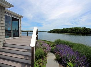400 Richmond Rd, Southold, NY 11971