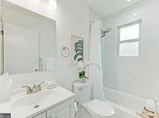 104 Cree Dr, Oxon Hill, MD 20745