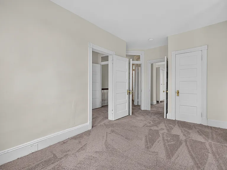 1252 E St NE #A — Photo 16