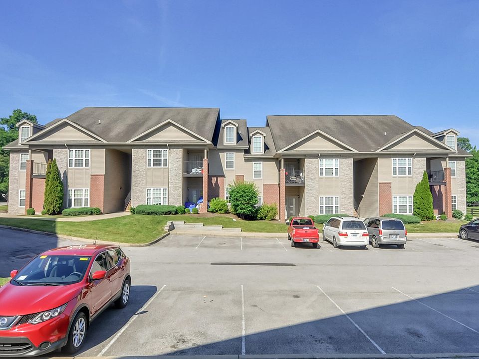 7311StAndrewsWoodsCir#103-1