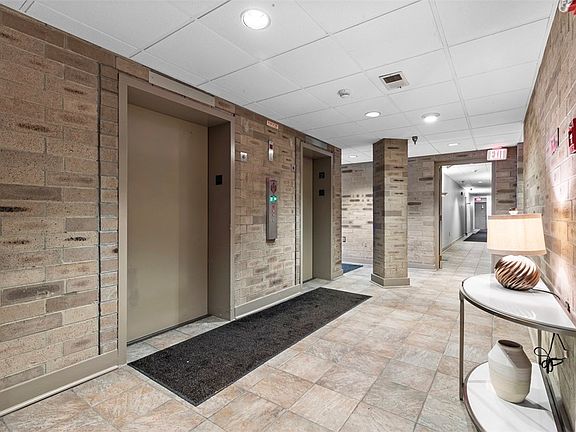 3rd image of 1400 Smokey Wood Dr #208