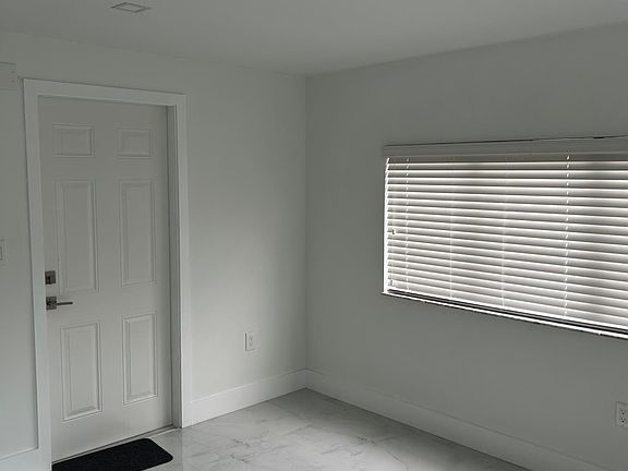2nd image of 10020 Martinique Dr