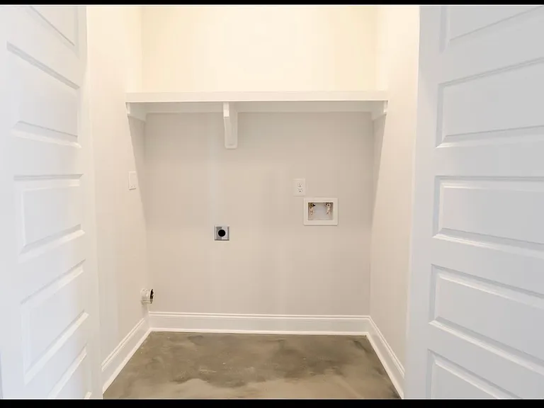 1054 Serenity Ln — Photo 23