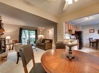 2714 Upland Ct N, Plymouth, MN 55447