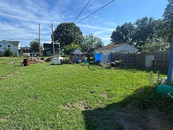 4th image of 1613 W Jeffras Ave