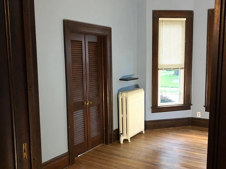 901 Columbia Ave — Photo 11