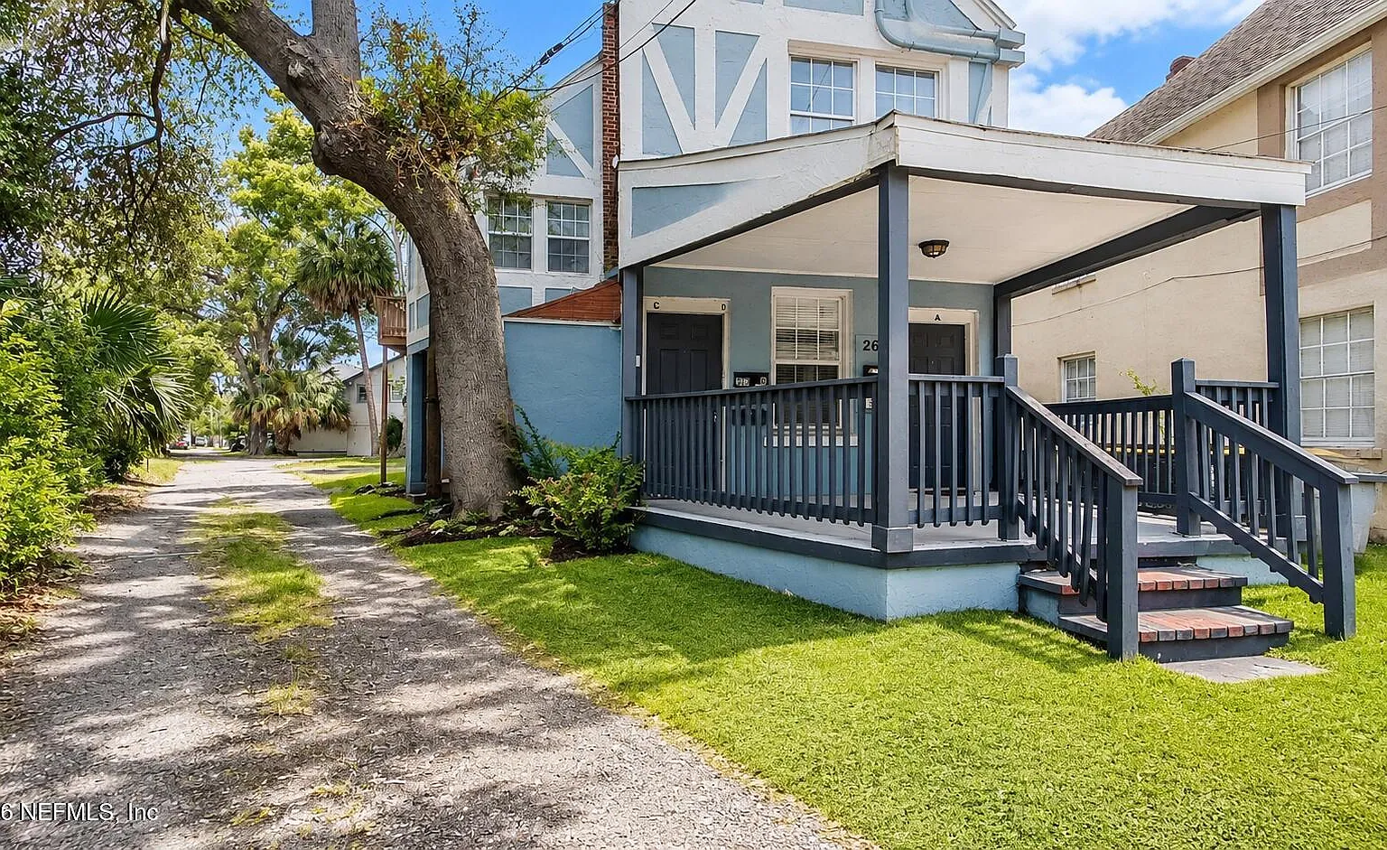 2 bed, 1.0 bath, 1000 sqft, $1,150 — Photo 1