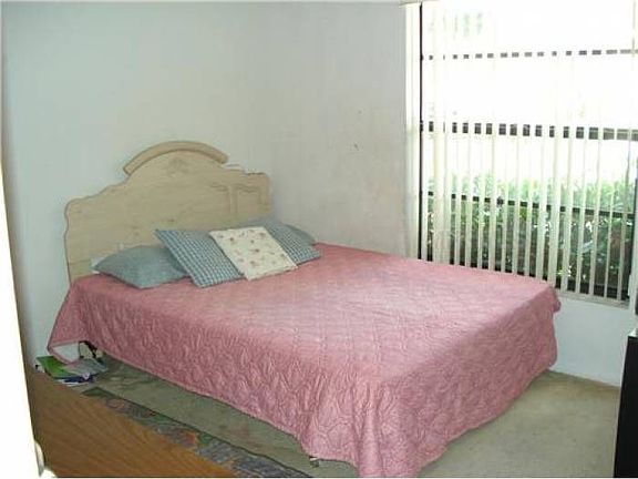 4th image of 5835 Grand Canyon Dr