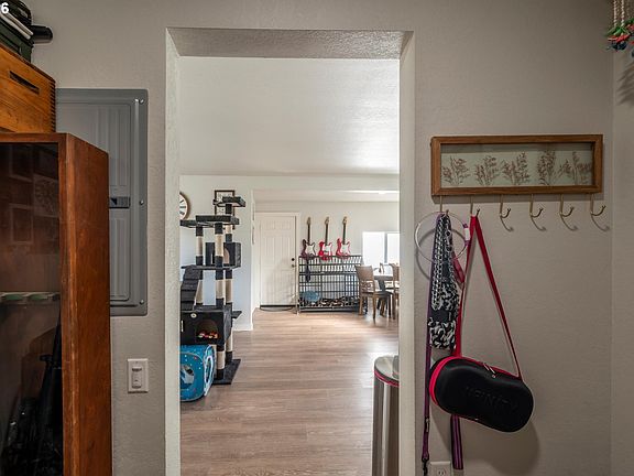 5th image of 130 S 7th St