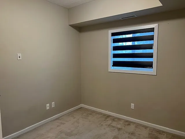 2 bed, 861 sqft, $1,700 — Photo 3