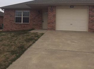 691 Appleridge Dr, Centerton, AR 72719