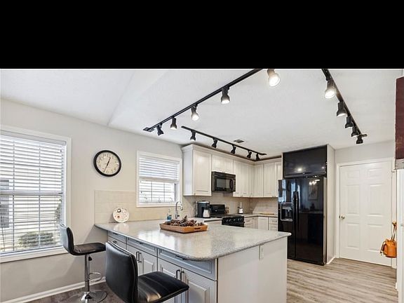3rd image of 243 Dennis Dr