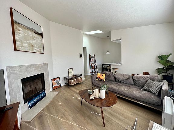 2nd image of 4020 Georgia St #7
