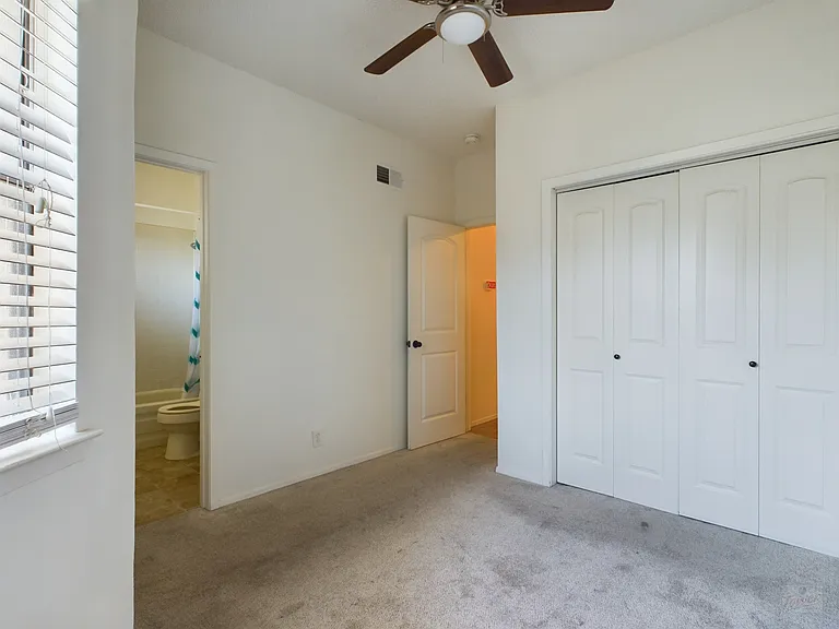 3316 Guadalupe St #320 — Photo 9