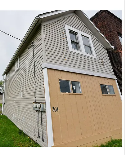 304 Wooster Rd N Photo 1