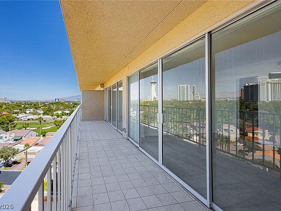 3rd image of 3111 Bel Air Dr Unit 10C