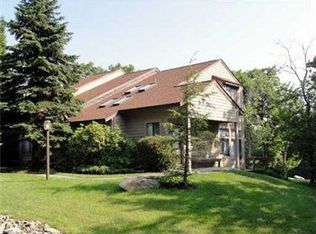 1581 Snowfield Ter, Hidden Valley, PA 15502