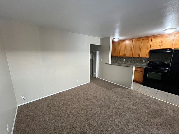 3rd image of 335 N 6th St APT 2