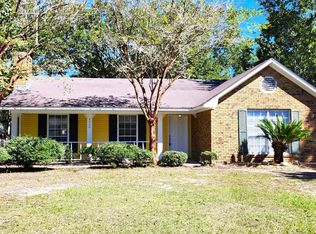6920 Oakhurst Dr, Ocean Springs, MS 39564